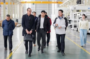 Samarbeid for utvikling, samarbeid globalt – Piovan Globals administrerende direktør besøker Jwell Machinery